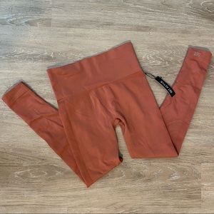 Small Set Active Leggings Pink/Peach Color